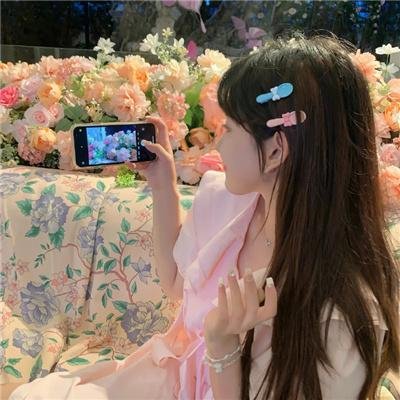 法丽达的两千首歌